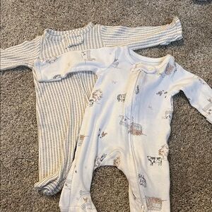 Cozy Farm-Themed Baby One Piece Set